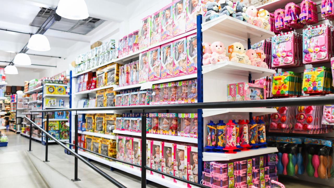 gôndolas e prateleiras para bazar e brinquedos