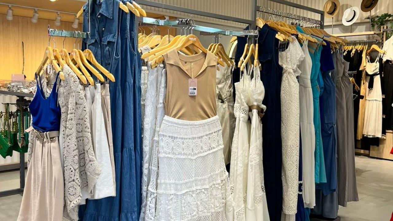 Araras sob medida para roupas e vestidos