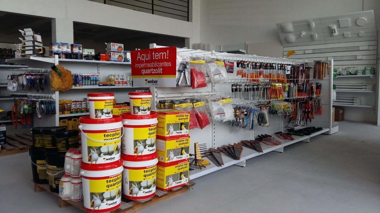 prateleira para materiais de construção