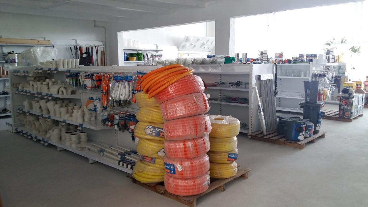 gôndolas e prateleiras para loja de ferragens