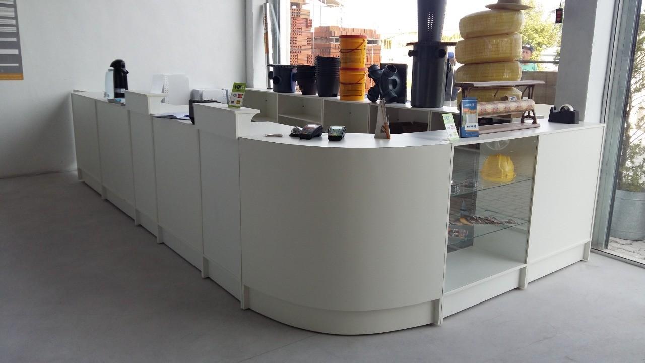 balcão de atendimento para loja de materiais de construção