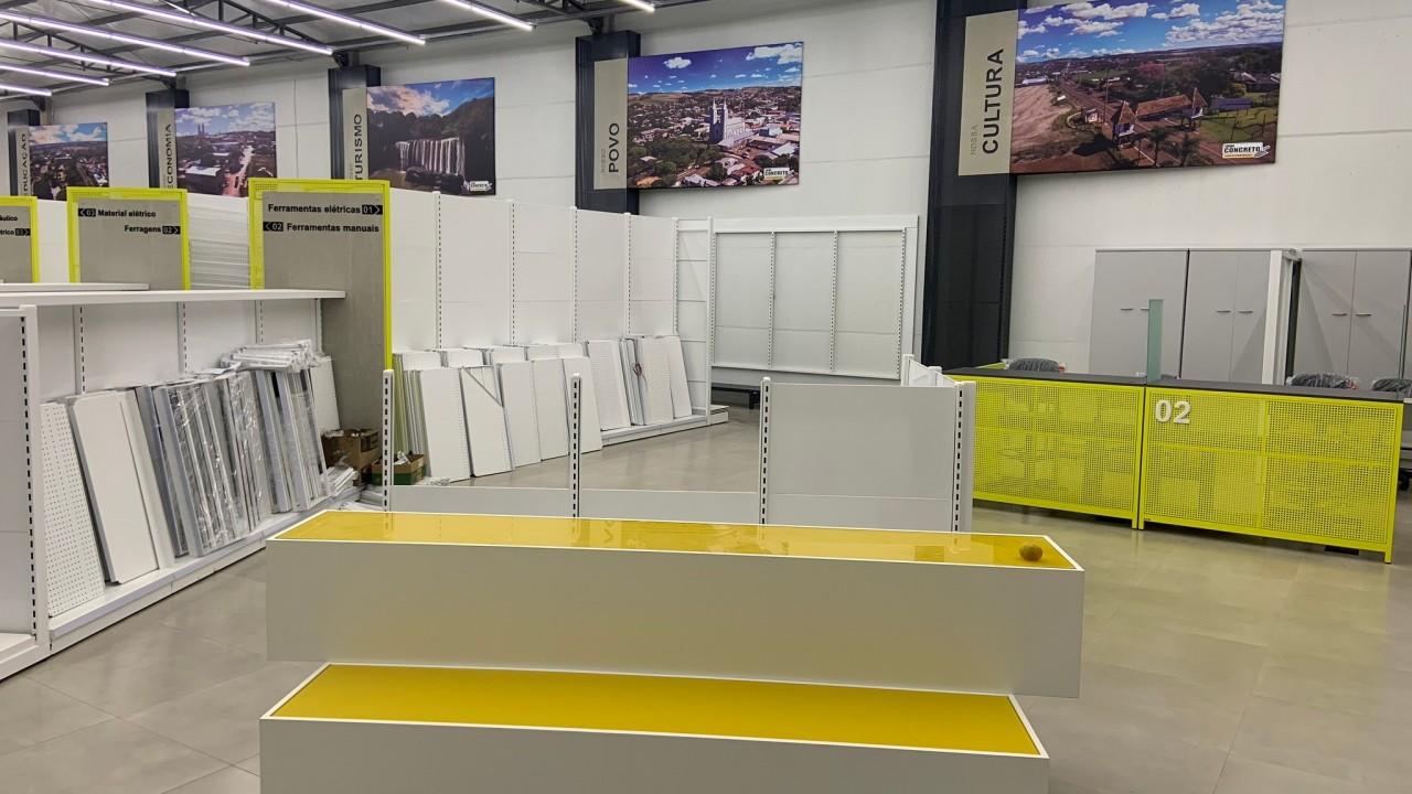 expositor de porta, cerâmica e pisos para loja de materiais de construção