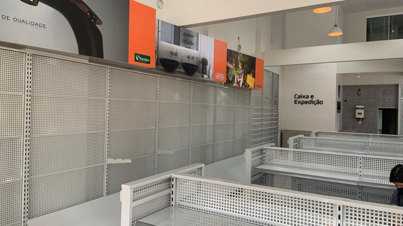 gôndolas e prateleiras para loja de ferragens