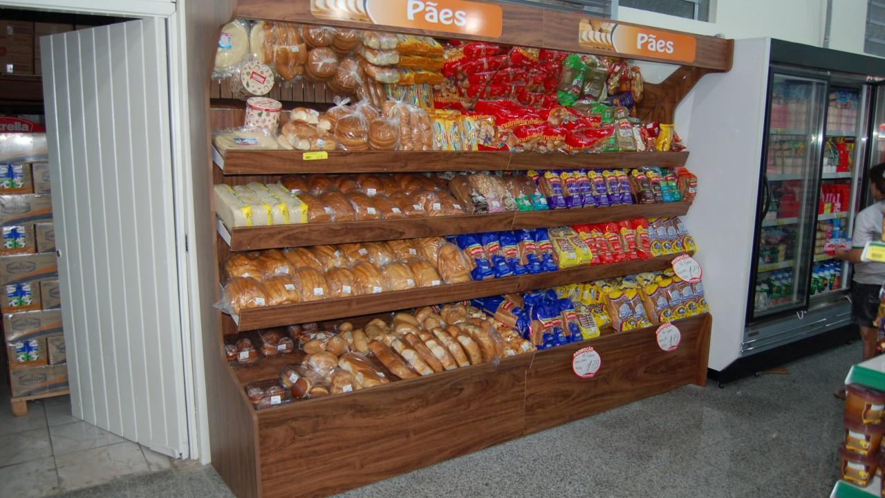 expositor e prateleiras para supermercado e padarias