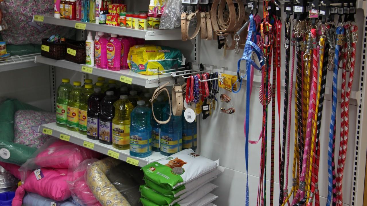 prateleiras e gôndolas para supermercado e padarias