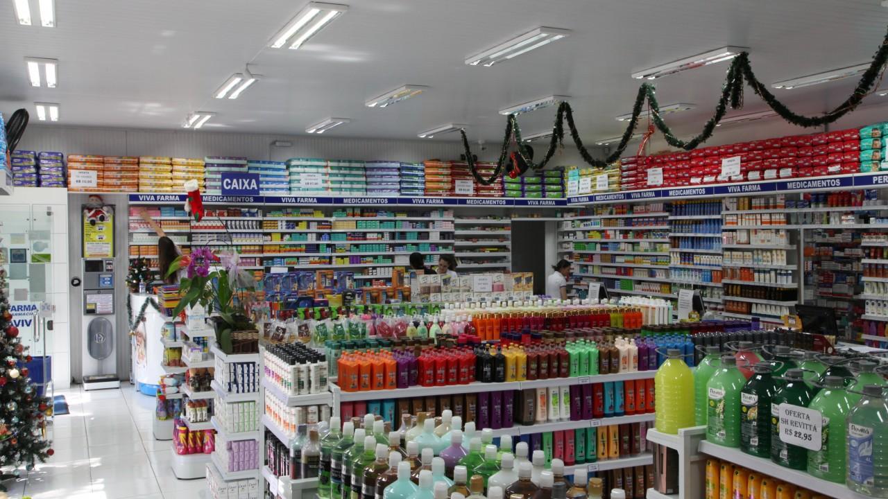 móveis planejados para loja de bazar e utilidades